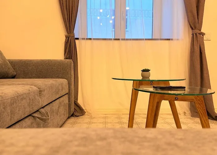 Cozy Apartment - Matisa Street