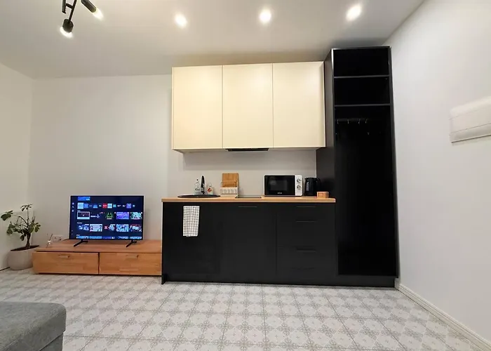 Apartment Cozy Apartment - Matisa Street *